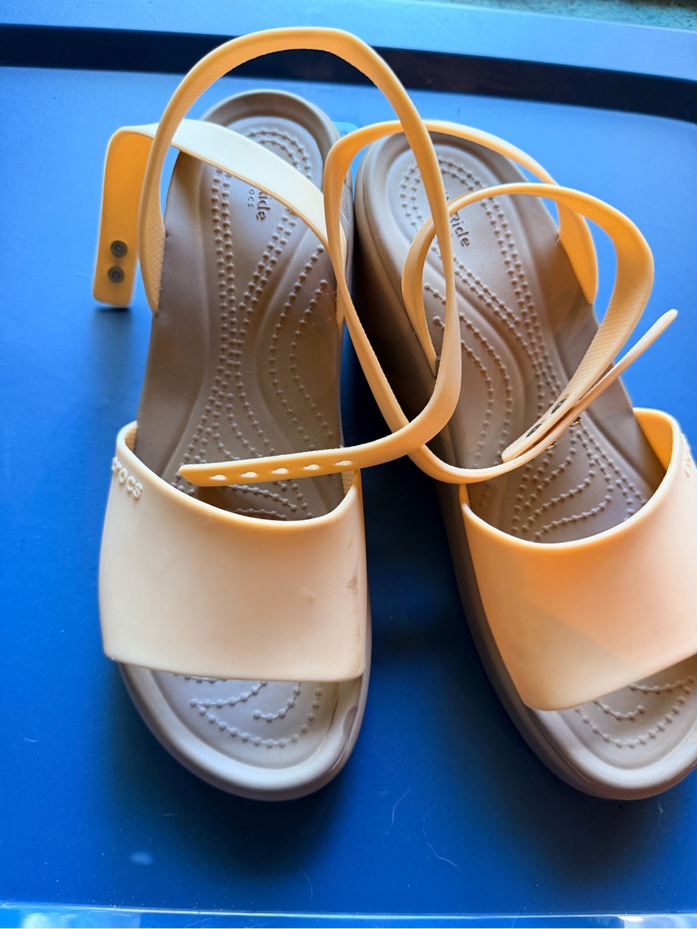 CROCS Women's Peach Platform Slingback Sandals